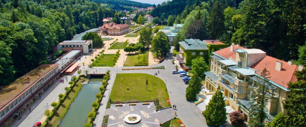 Vila Alice Luhačovice Esterno foto
